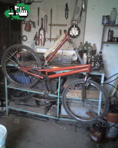 mi bike en el taller 