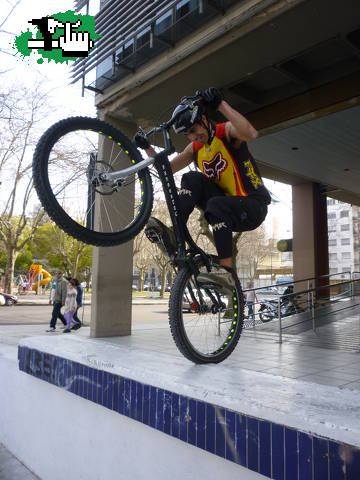 Video_BikeTrial_La Plata_2010.-