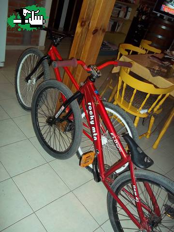 my bike y la de un amigo.....