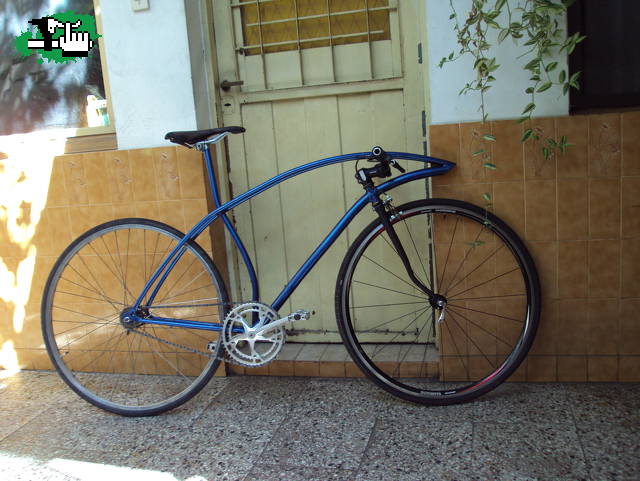 bicicleta hecha a mano