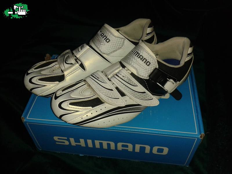 Permuto zapatillas Shimano R087
