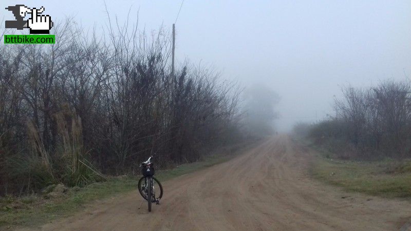Rural Bike en plena neblina!!