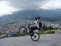 foto de Una forma equilibrada de conocer Quito!
